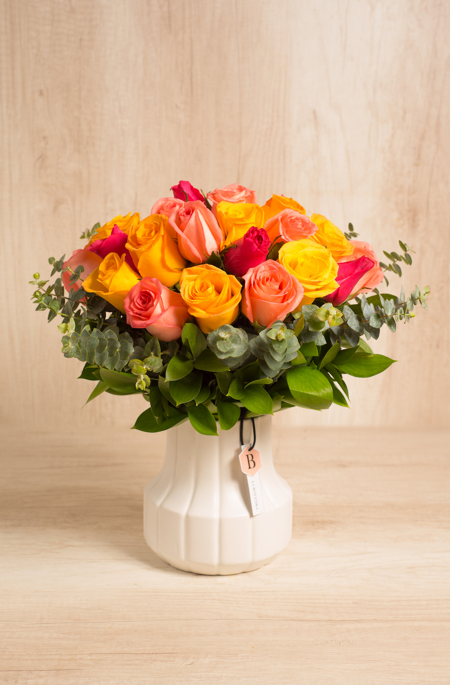 Florero Blanco Zara Mix Rosas - Sameday