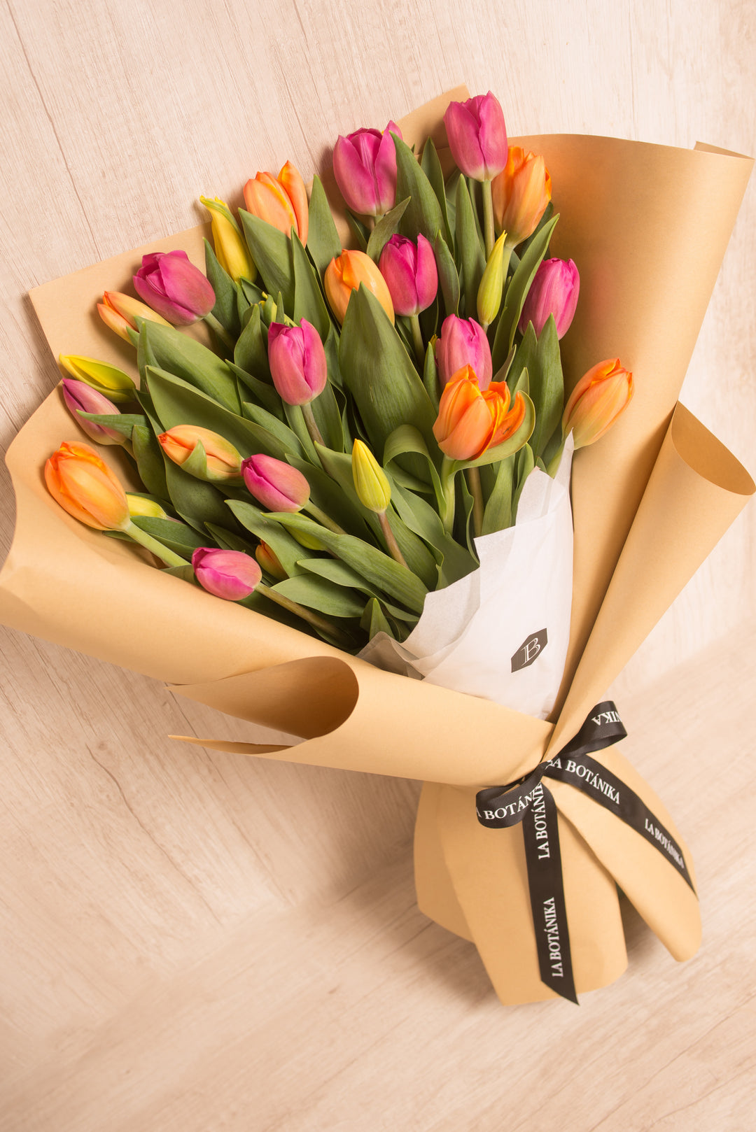 Ramo Bianca x 30 Tulipanes