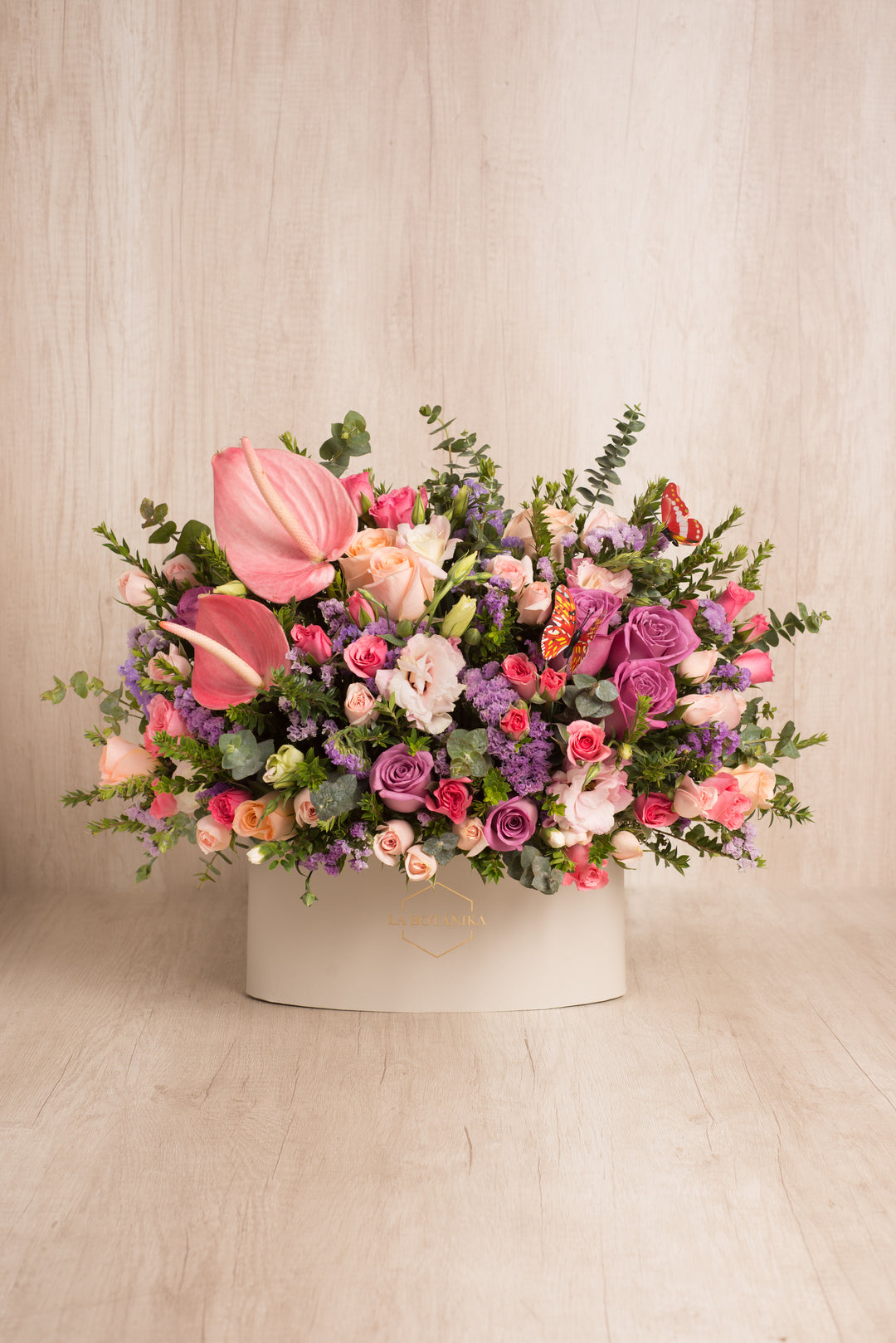 Oval Box Valeria