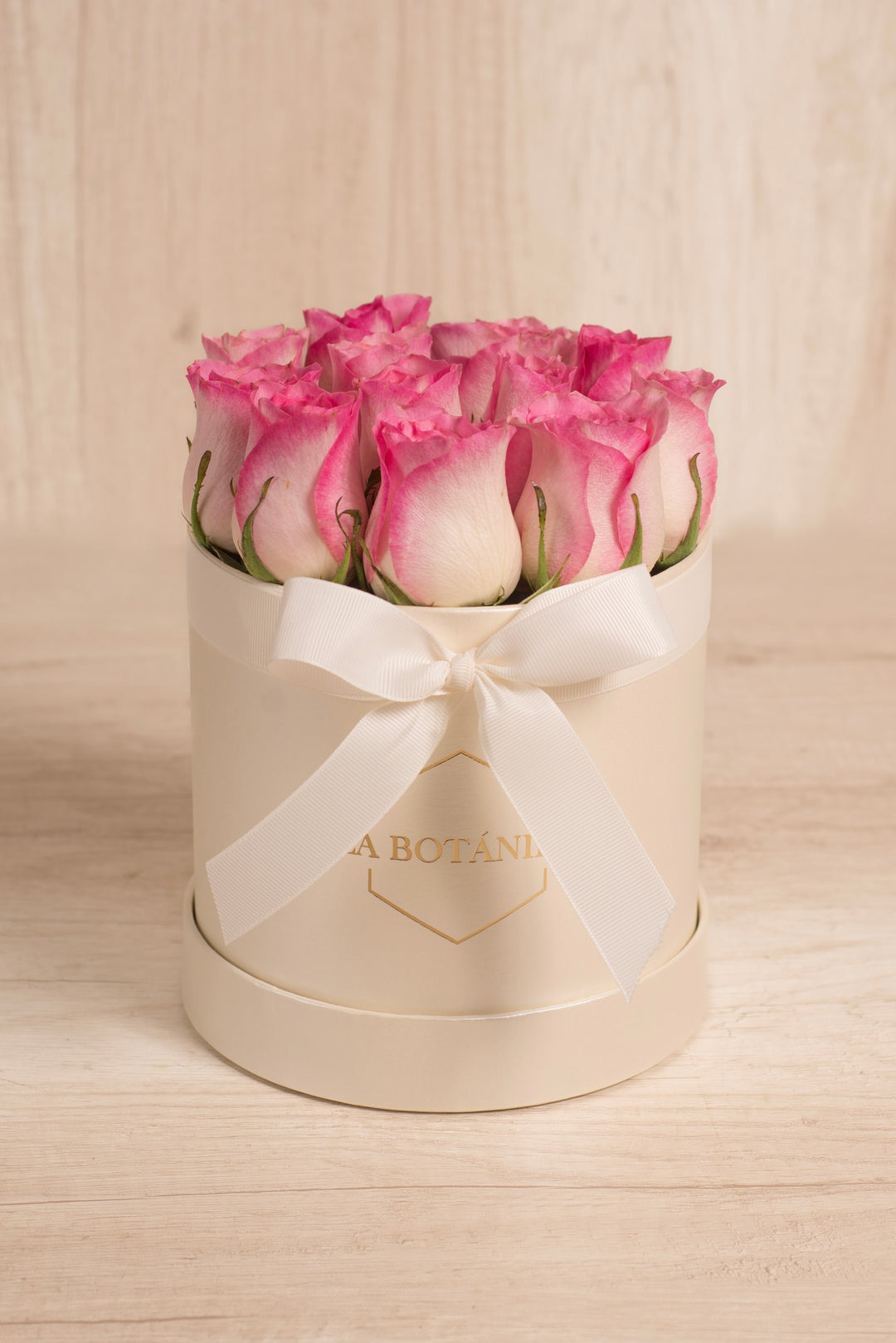 Round Box Ivory 12 Rosas malibú - Mamá26