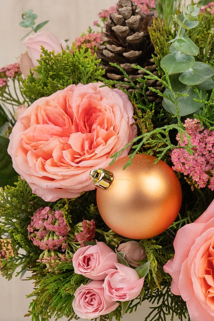 Oval Box Rosas de Jardín - Navidad