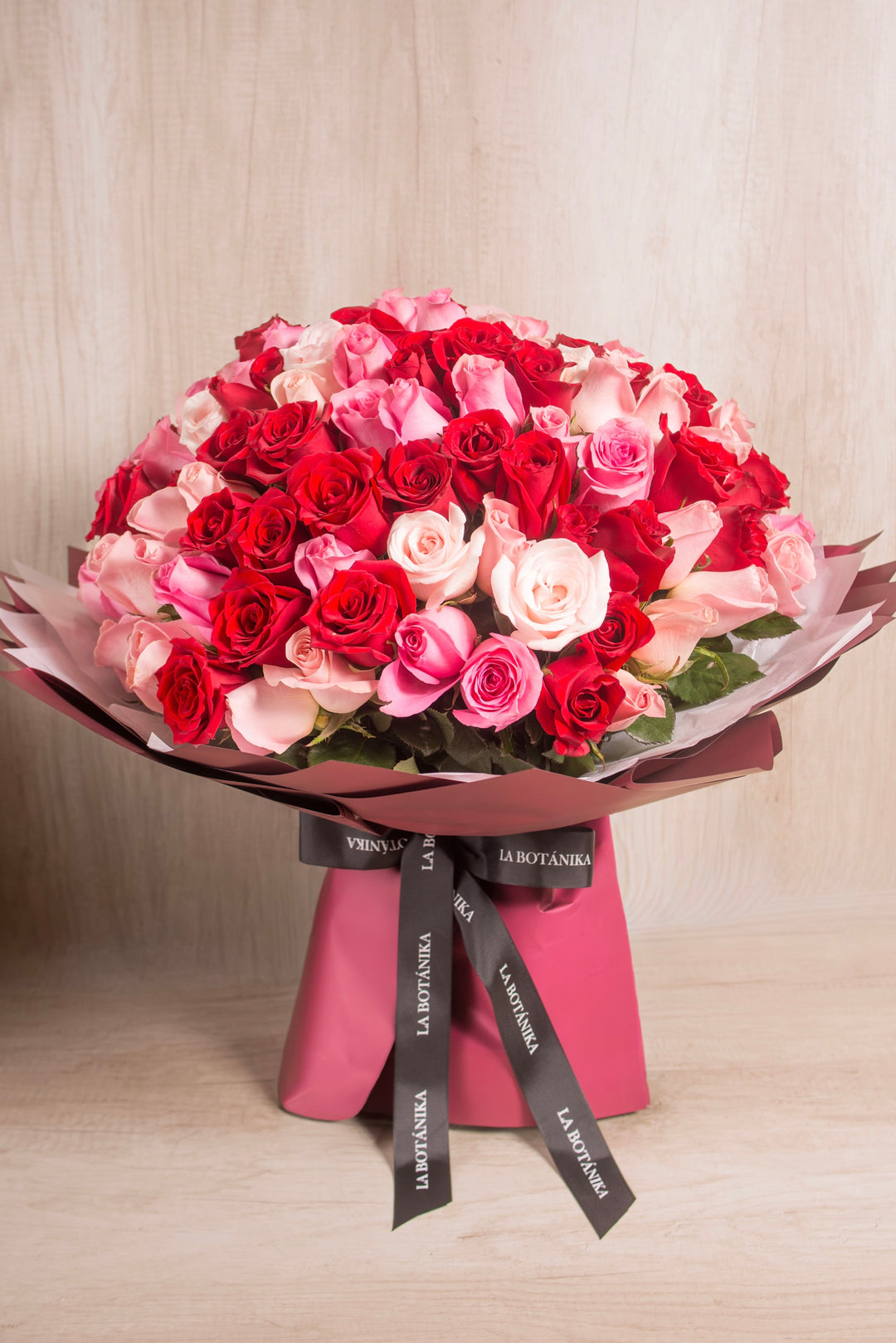 Ramo Antonia 150 rosas